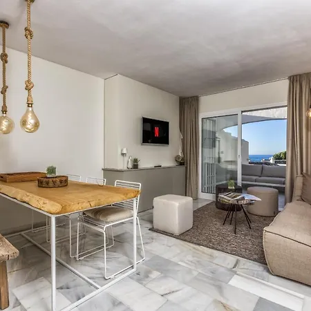 Apartment Vivi Homes - Nico Pool, Terrace & Sea View